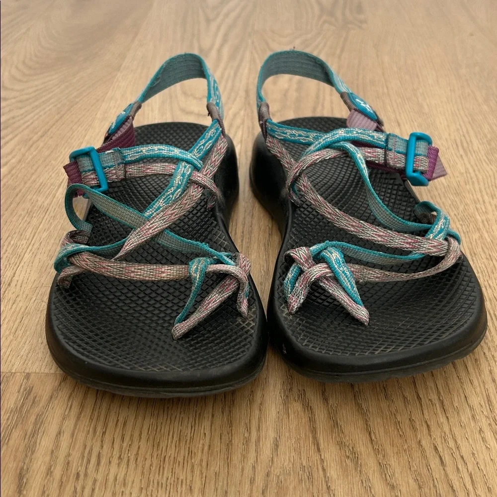 Women’s Chaco Sandals Blue & Purple Size 9‎